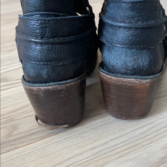 Frye Carmen harness boots - Picture 4 of 8
